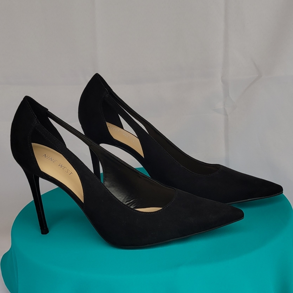 Nine West FRANA2 Black Suede Pointed Toe Pumps Size 10.5M New in Box
